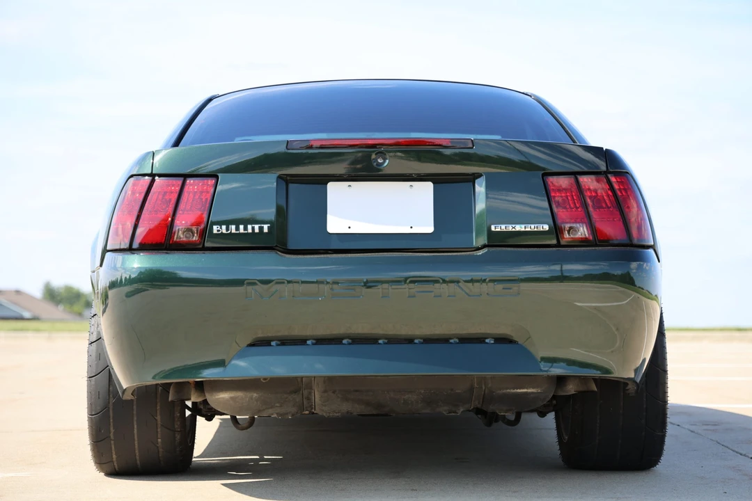 2001 Ford SN95 Mustang - Image 13 of 31