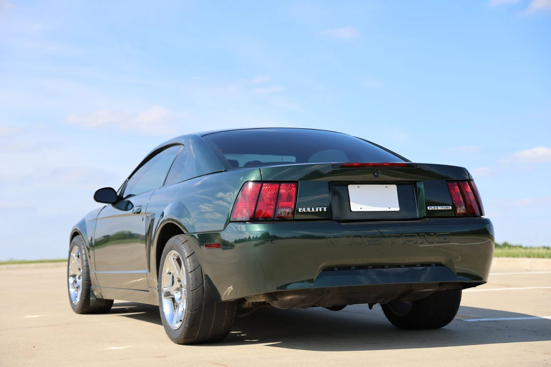 2001 Ford SN95 Mustang - Image 11 of 31