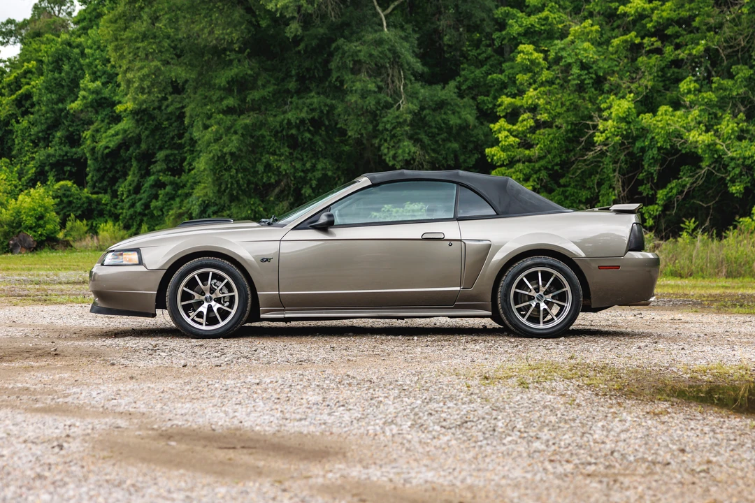 2001 Ford SN95 Mustang - Image 18 of 31