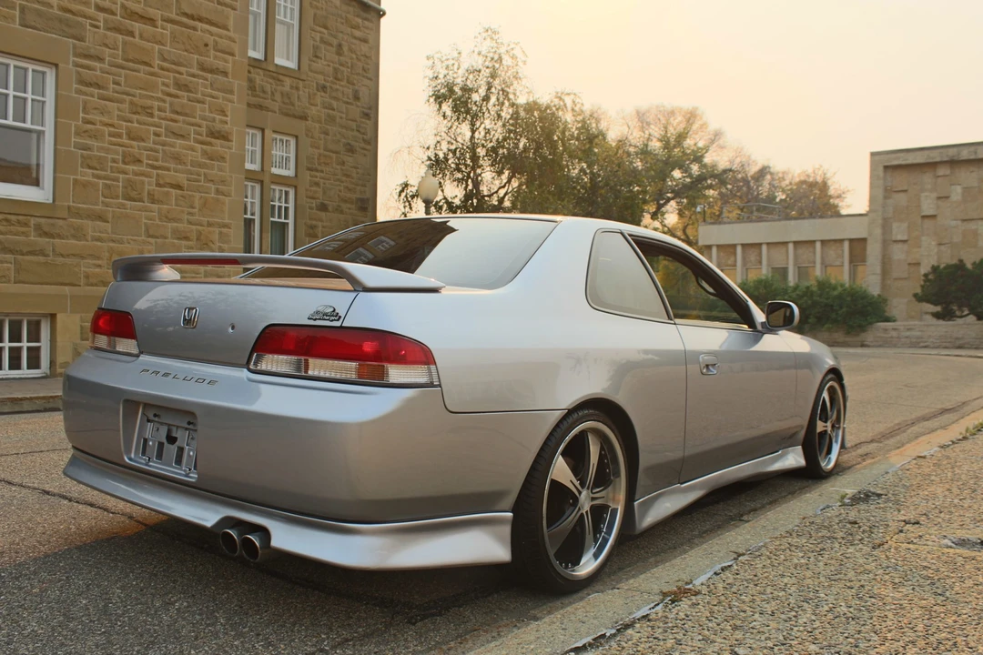 2001 Honda Prelude 5th Gen - Image 8 of 31