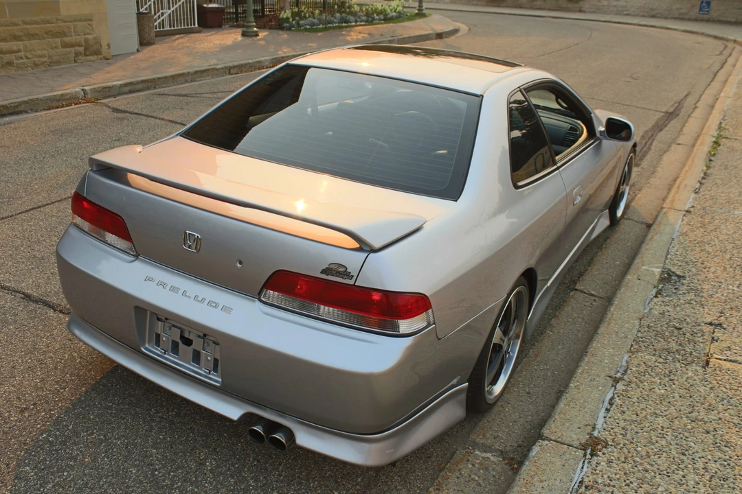 2001 Honda Prelude 5th Gen - Image 9 of 31