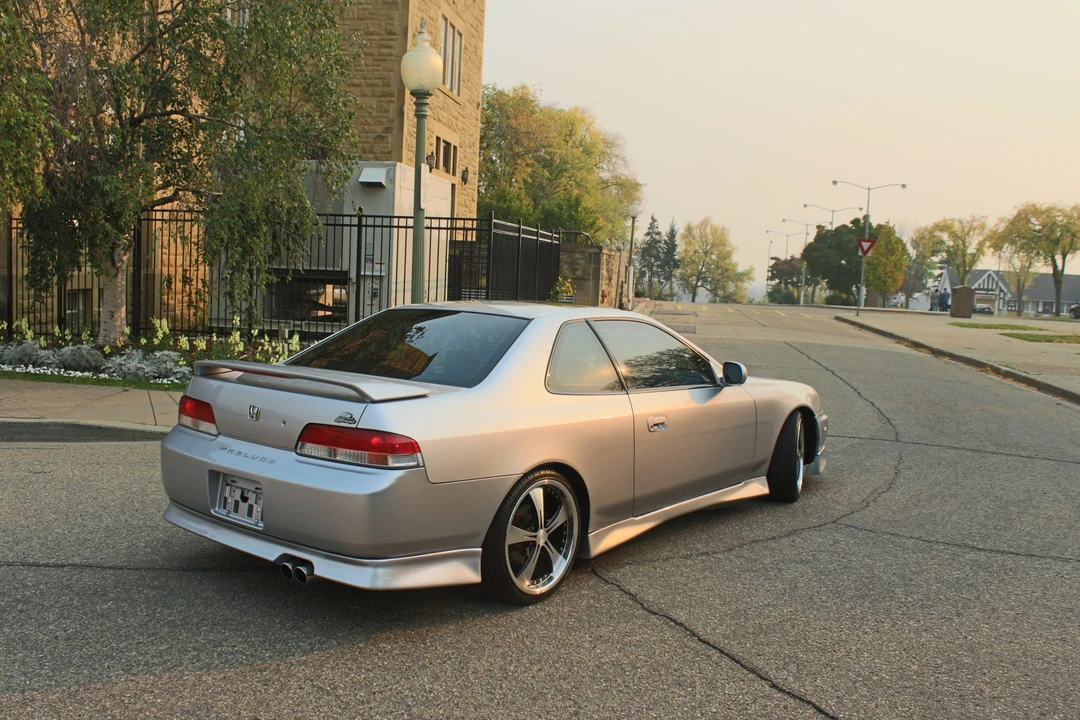 2001 Honda Prelude 5th Gen - Image 18 of 31