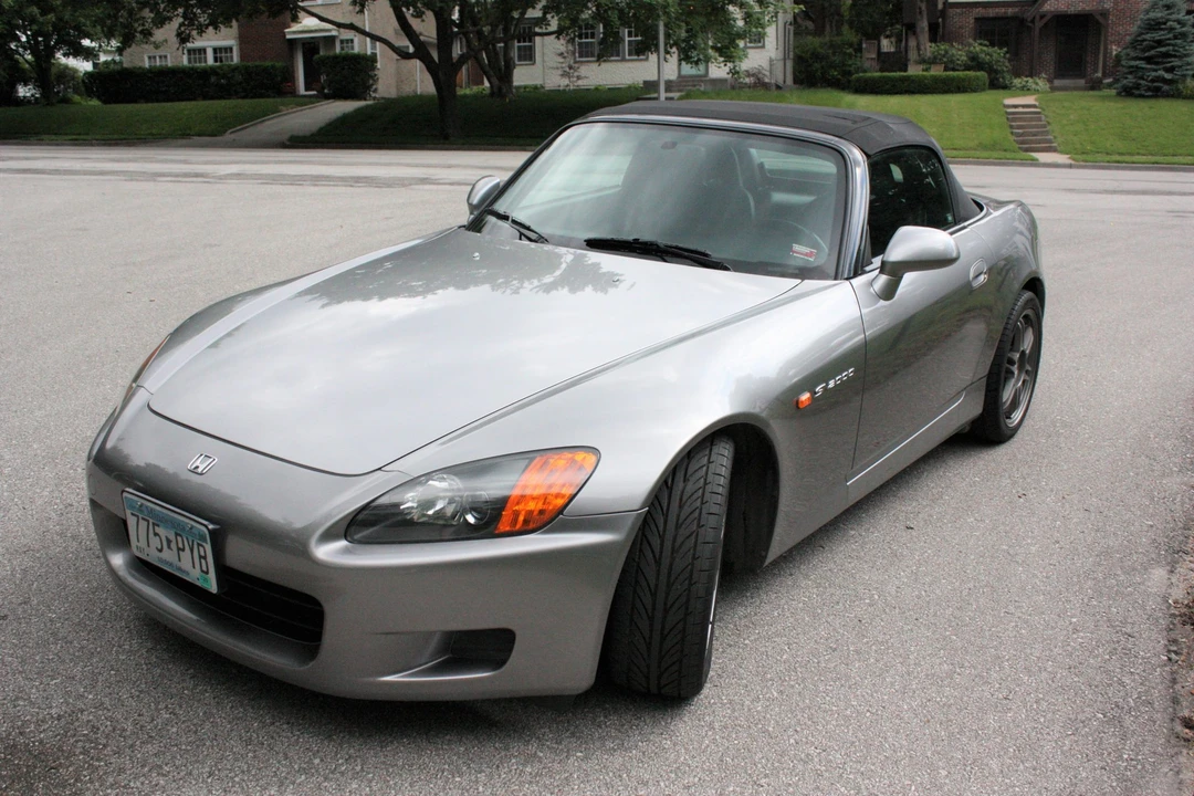 2001 Honda AP1 S2000 - Image 2 of 31