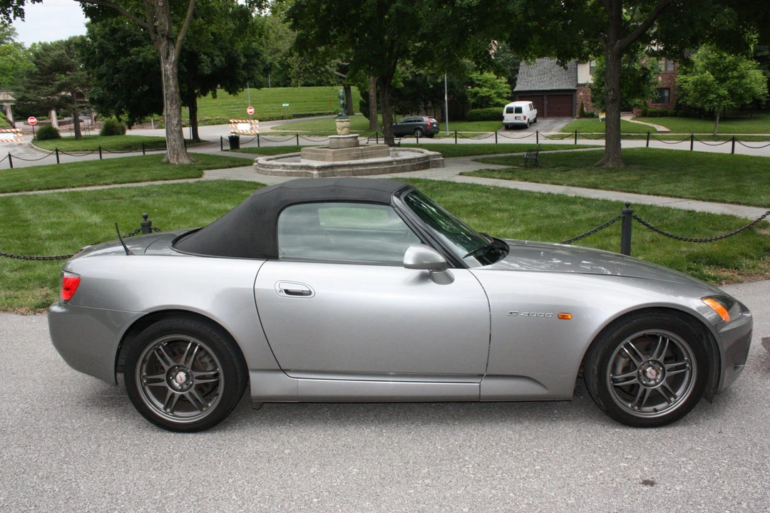 2001 Honda AP1 S2000 - Image 11 of 31