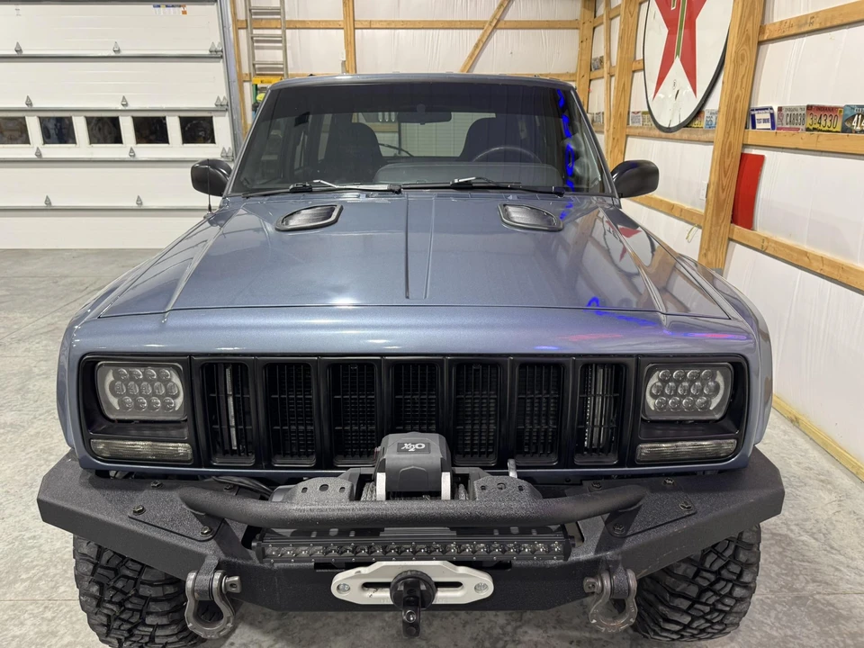 2001 Jeep XJ Cherokee - Image 15 of 31