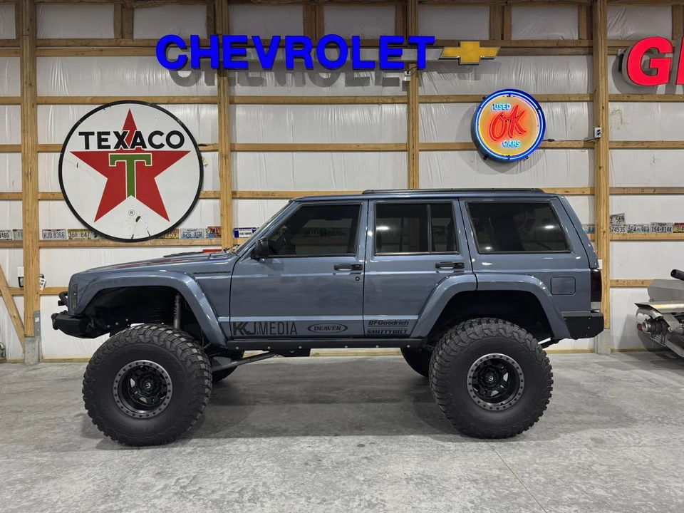 2001 Jeep XJ Cherokee - Image 27 of 31