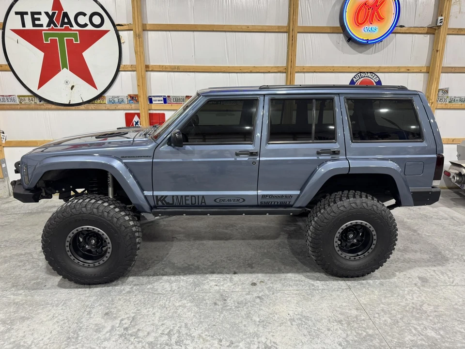 2001 Jeep XJ Cherokee - Image 26 of 31
