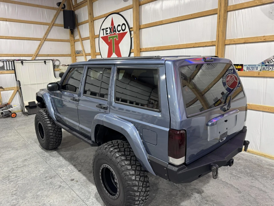 2001 Jeep XJ Cherokee - Image 29 of 31