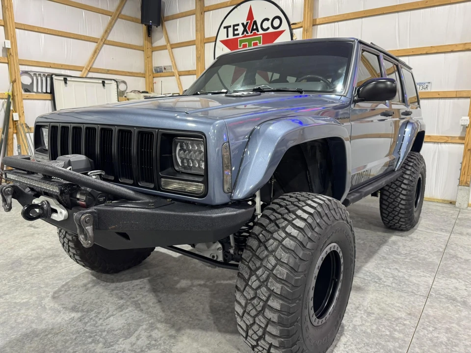 2001 Jeep XJ Cherokee - Image 17 of 31