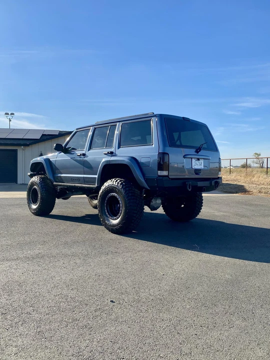 2001 Jeep XJ Cherokee - Image 7 of 31