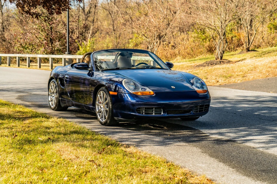 2001 Porsche 986 Boxster S - Image 10 of 31