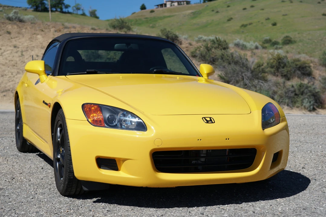 2002 Honda AP1 S2000 - Image 2 of 31