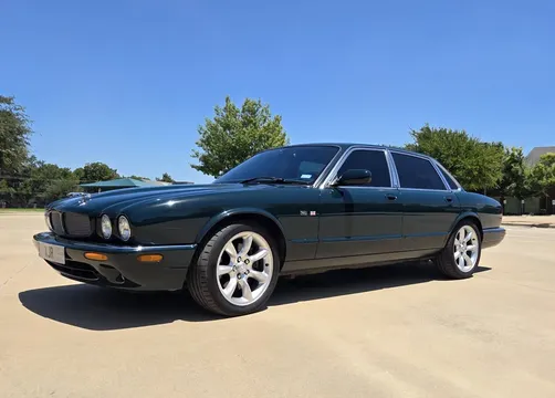 2002 Jaguar XJR