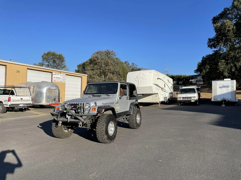 2002 Jeep TJ Wrangler - Image 2 of 31