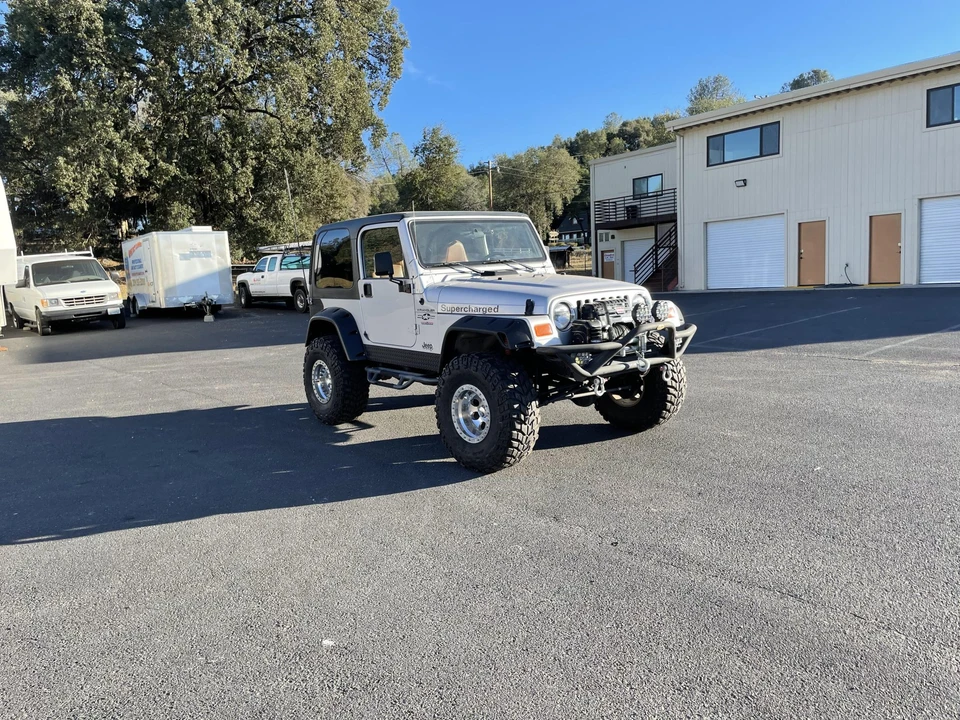 2002 Jeep TJ Wrangler - Image 11 of 31