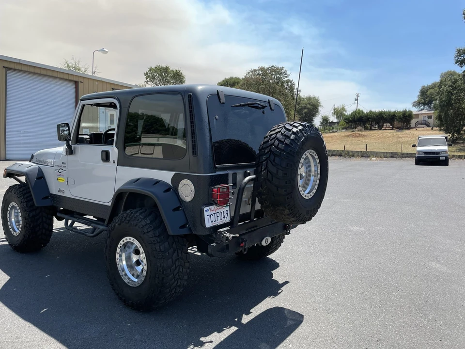2002 Jeep TJ Wrangler - Image 15 of 31