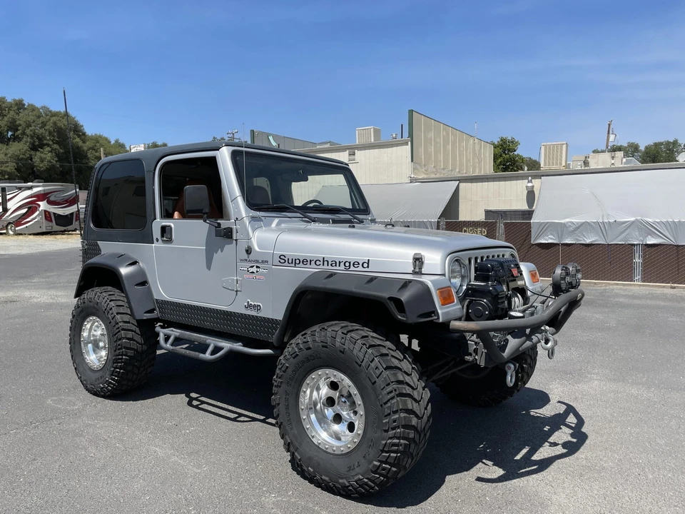 2002 Jeep TJ Wrangler - Image 18 of 31