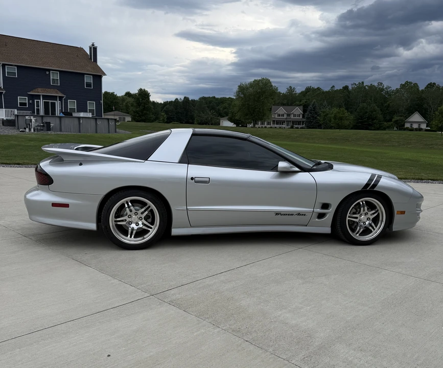 2002 Pontiac Firebird Trans Am 4th Gen - Image 12 of 16