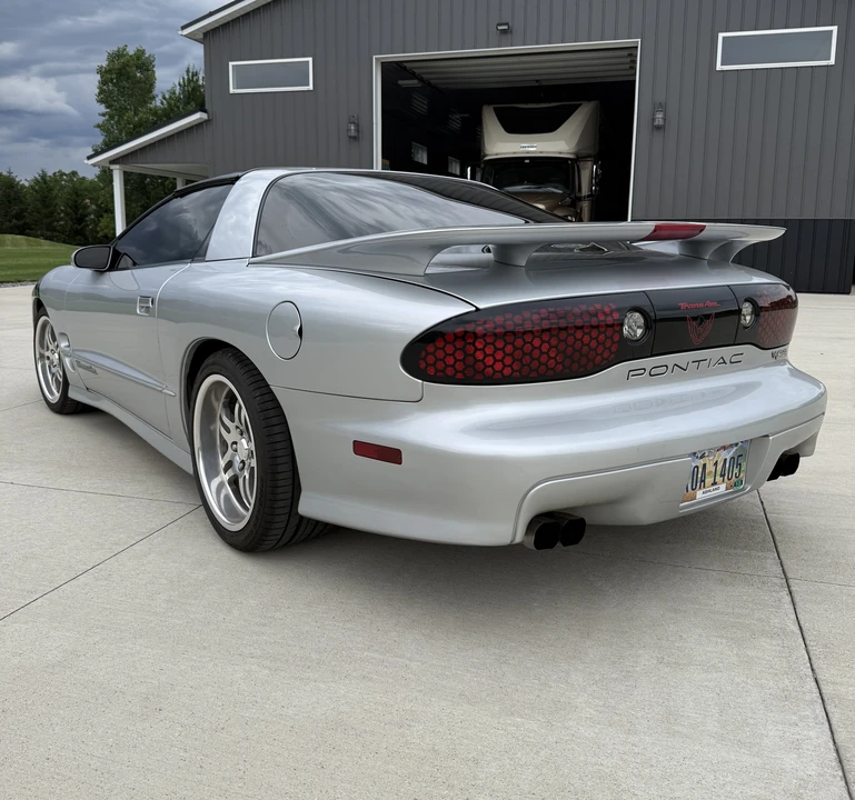 2002 Pontiac Firebird Trans Am 4th Gen - Image 8 of 16
