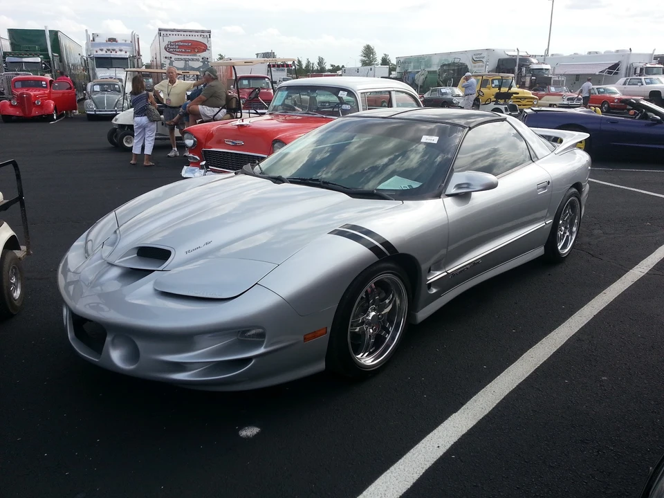 2002 Pontiac Firebird Trans Am 4th Gen - Image 13 of 16