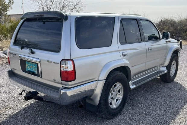 2002 Toyota 4Runner 3rd Gen - Image 2 of 7