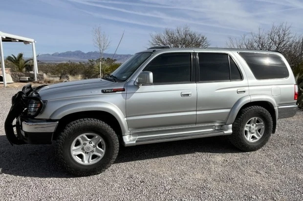 2002 Toyota 4Runner 3rd Gen - Image 3 of 7
