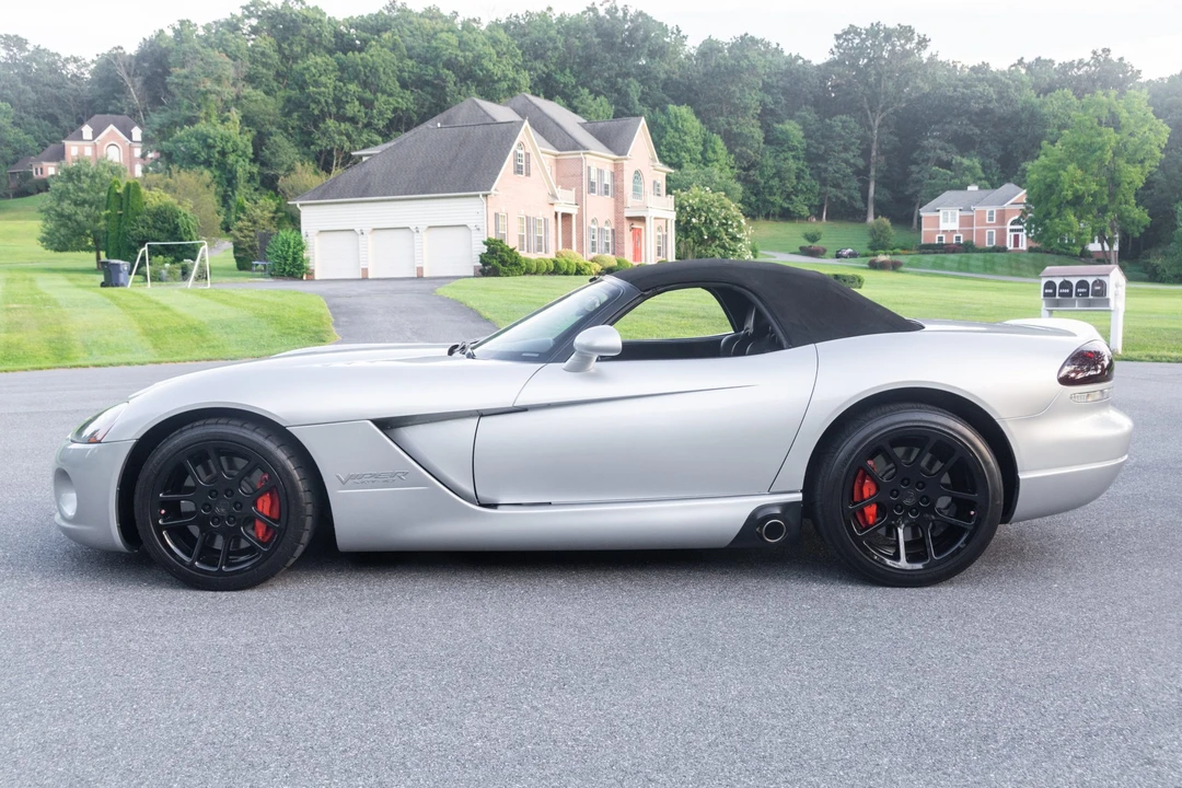 2003 Dodge Viper 3rd Gen - Image 11 of 31
