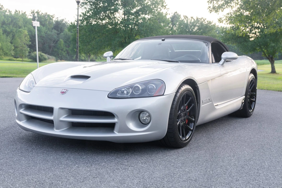 2003 Dodge Viper 3rd Gen - Image 3 of 31