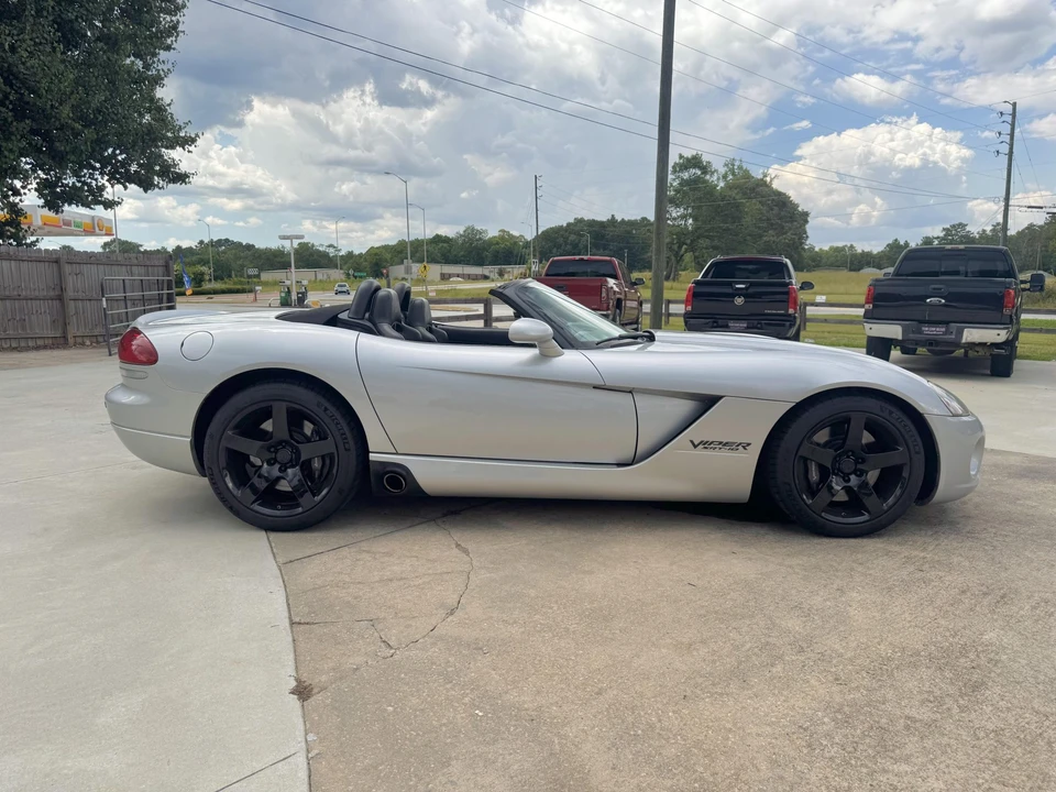 2003 Dodge Viper 3rd Gen - Image 10 of 31