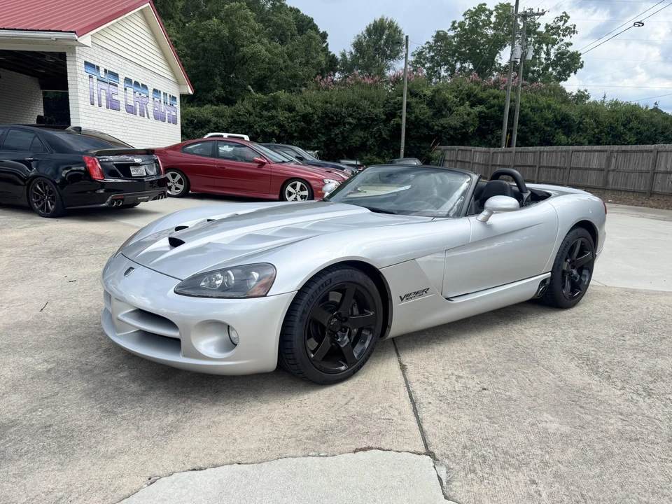 2003 Dodge Viper 3rd Gen - Image 16 of 31