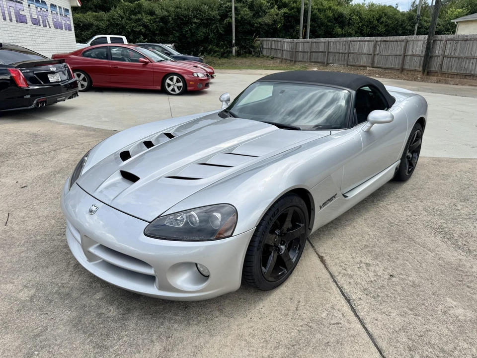 2003 Dodge Viper 3rd Gen - Image 19 of 31