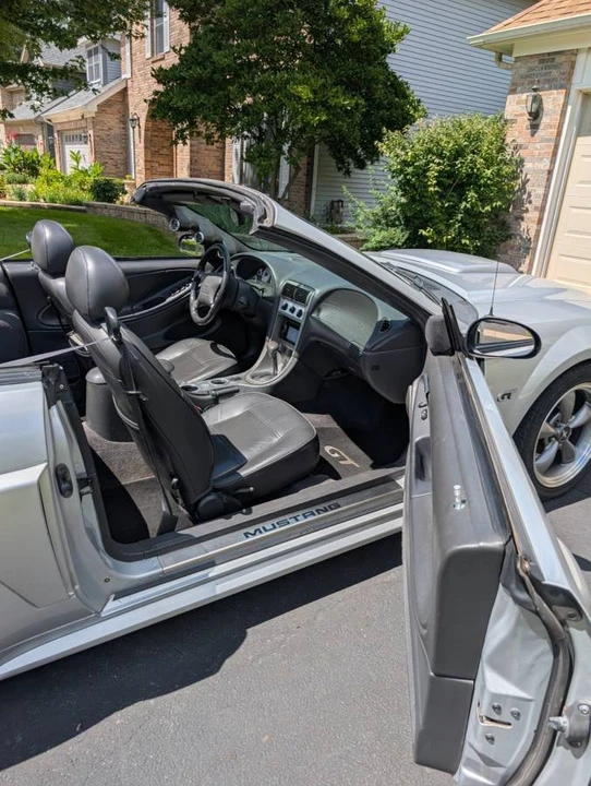 2003 Ford SN95 Mustang - Image 11 of 15