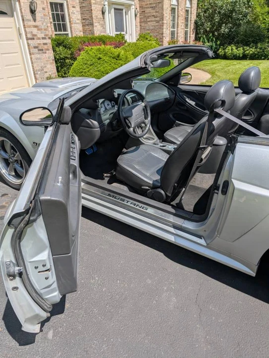 2003 Ford SN95 Mustang - Image 13 of 15