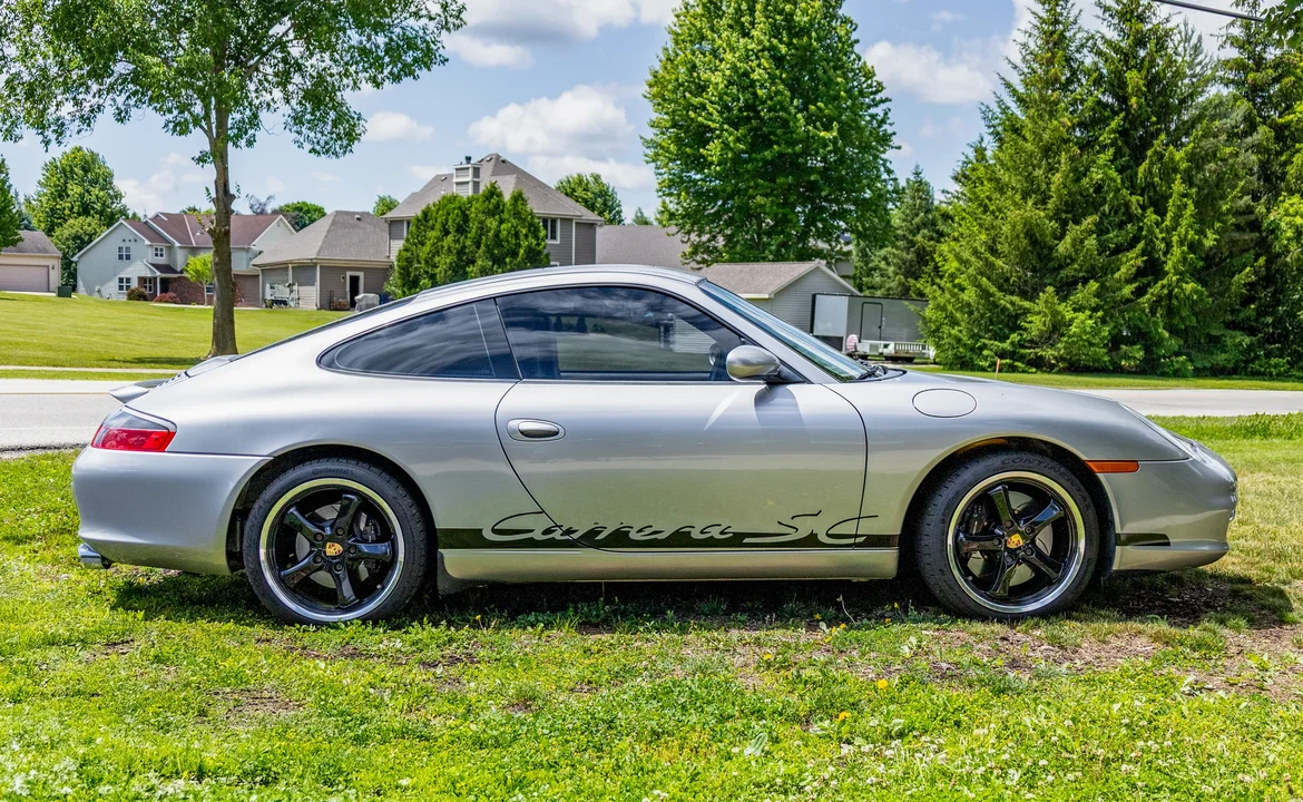 2003 Porsche 996 Carrera - Image 9 of 31