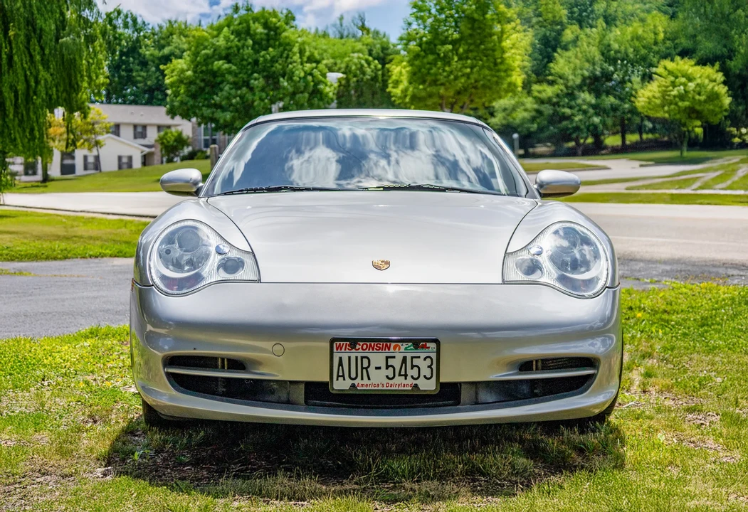 2003 Porsche 996 Carrera - Image 10 of 31