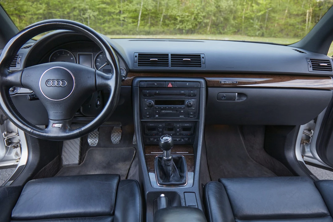 2004 Audi B6 S4 - Image 28 of 31