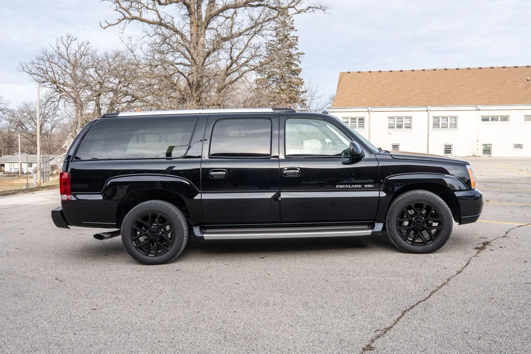 2004 Cadillac Escalade & EXT 2nd Gen - Image 16 of 31