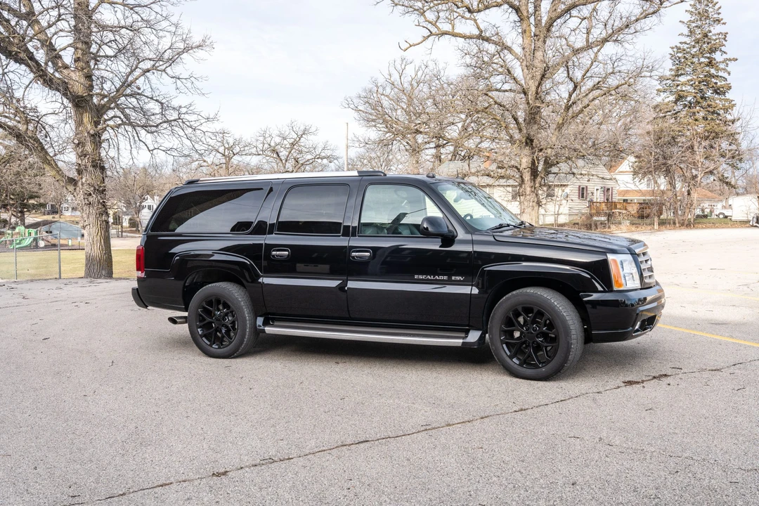 2004 Cadillac Escalade & EXT 2nd Gen - Image 17 of 31