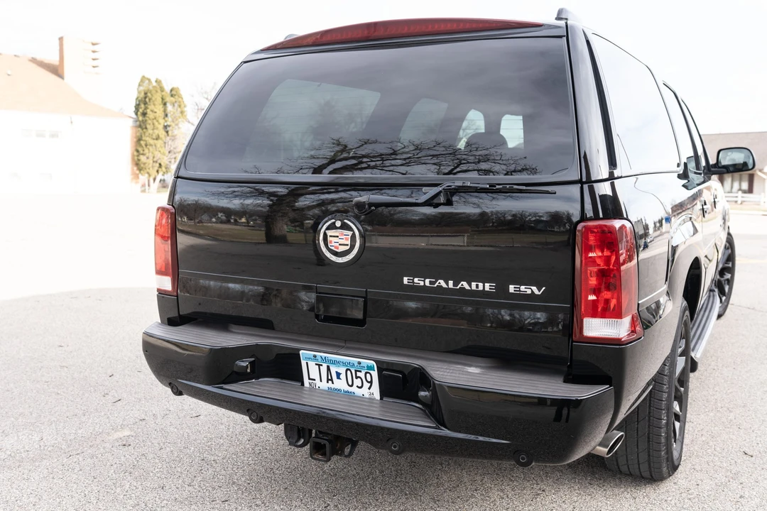 2004 Cadillac Escalade & EXT 2nd Gen - Image 12 of 31