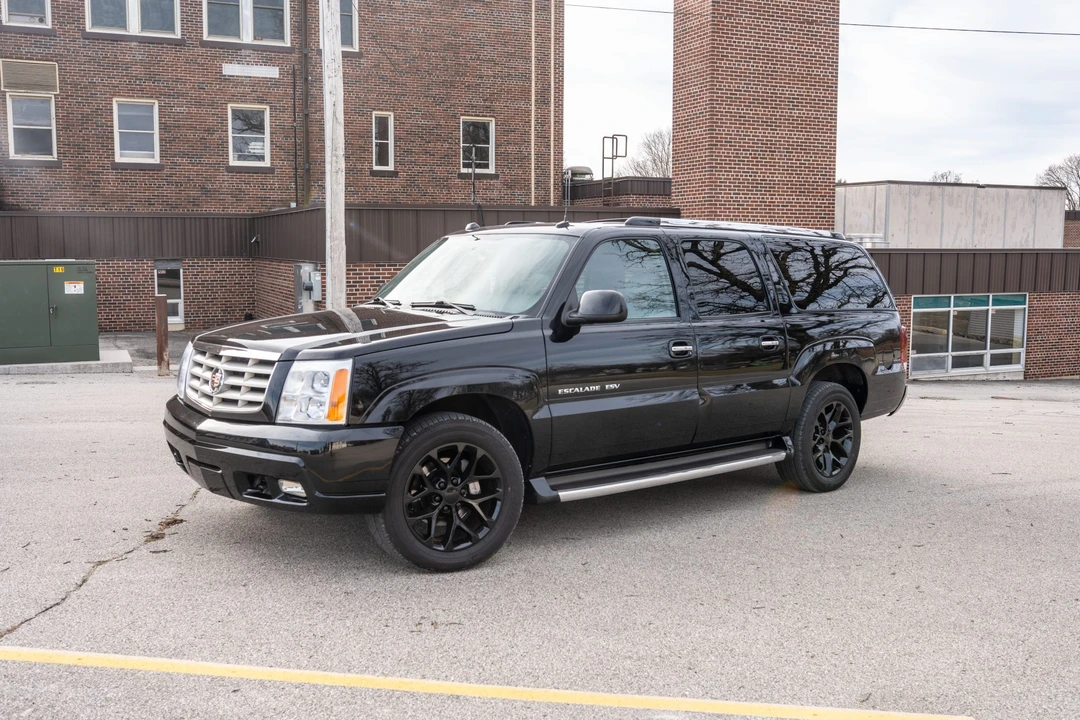 2004 Cadillac Escalade & EXT 2nd Gen - Image 4 of 31