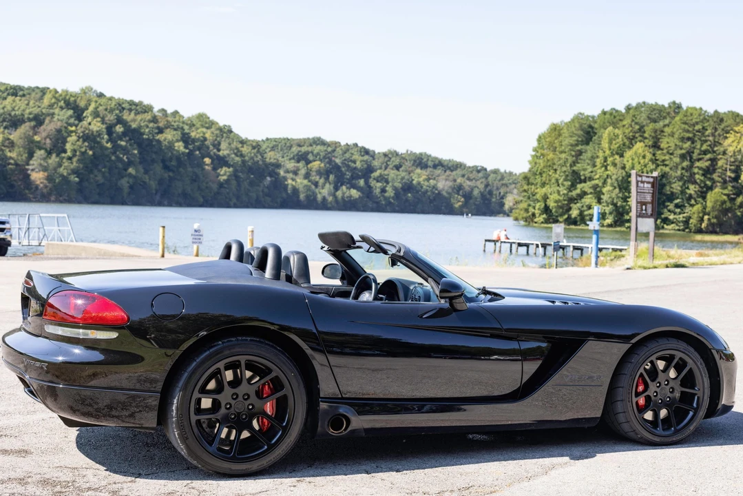 2004 Dodge Viper 3rd Gen - Image 30 of 31