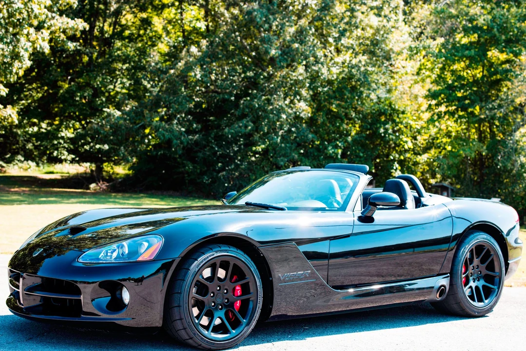 2004 Dodge Viper 3rd Gen - Image 27 of 31