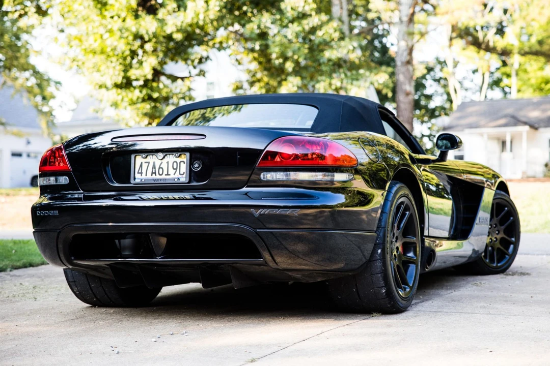 2004 Dodge Viper 3rd Gen - Image 23 of 31