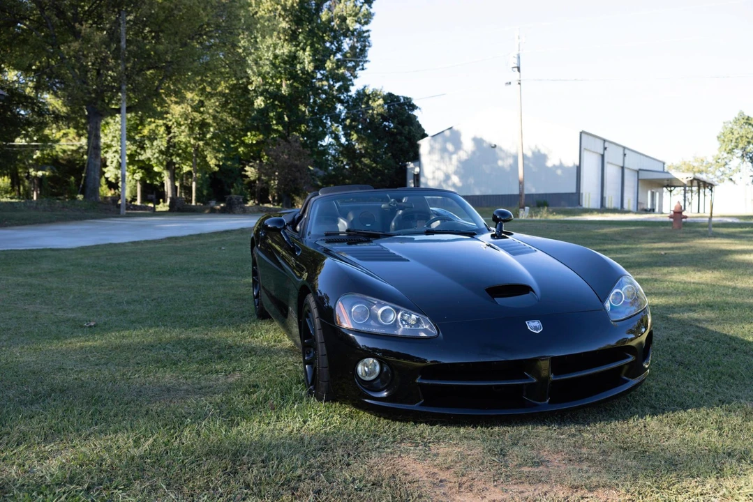 2004 Dodge Viper 3rd Gen - Image 18 of 31