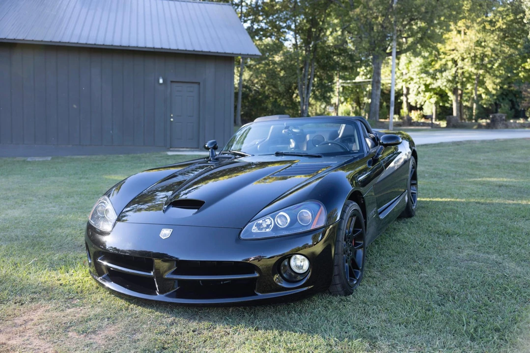 2004 Dodge Viper 3rd Gen - Image 3 of 31