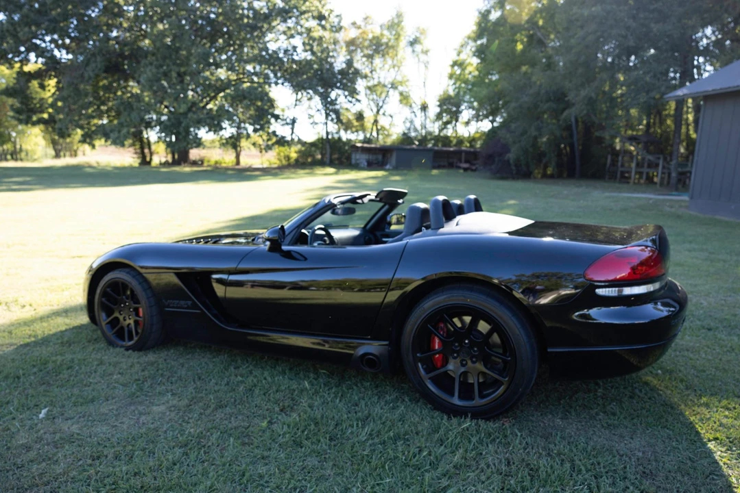 2004 Dodge Viper 3rd Gen - Image 7 of 31