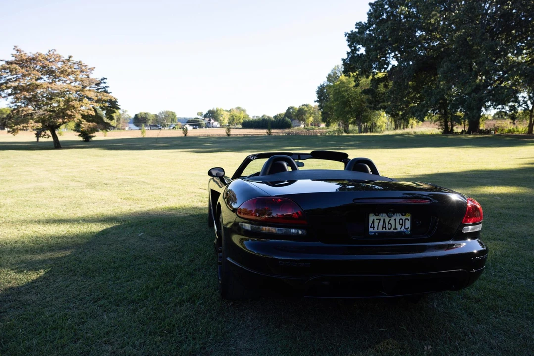 2004 Dodge Viper 3rd Gen - Image 12 of 31