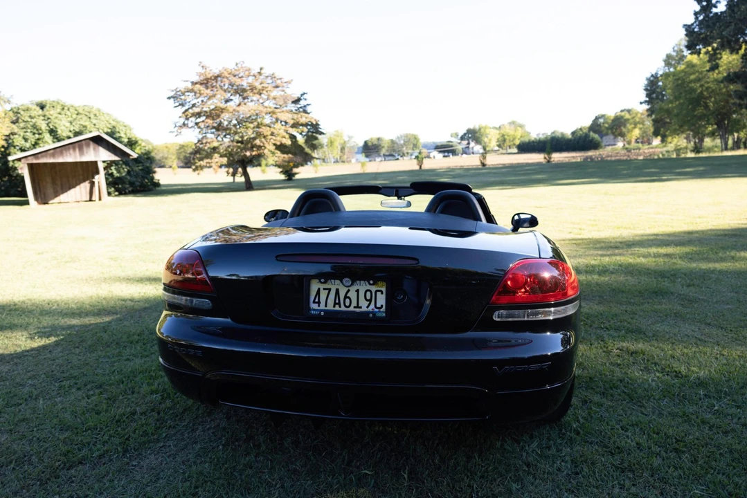 2004 Dodge Viper 3rd Gen - Image 13 of 31