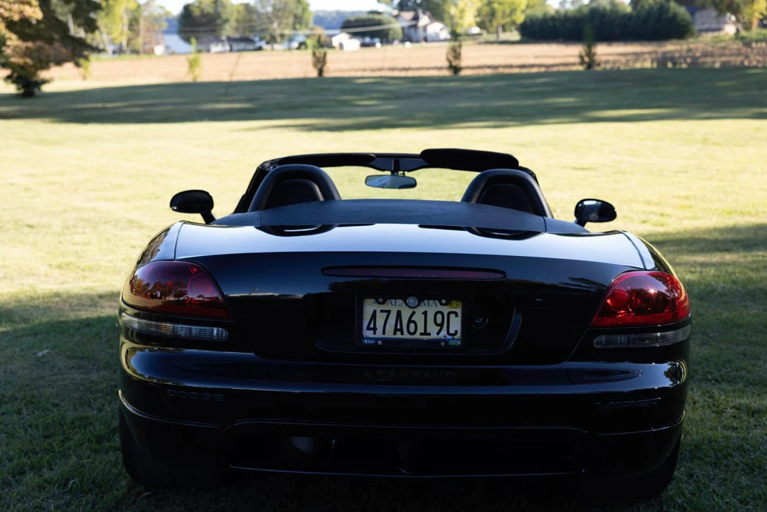 2004 Dodge Viper 3rd Gen - Image 14 of 31
