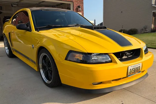 2004 Ford Mustang Mach 1